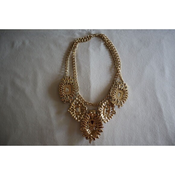 Chunky Necklace Gold Toned Chain Red White Stones Rhinestone Statement 18" - Picture 8 of 11